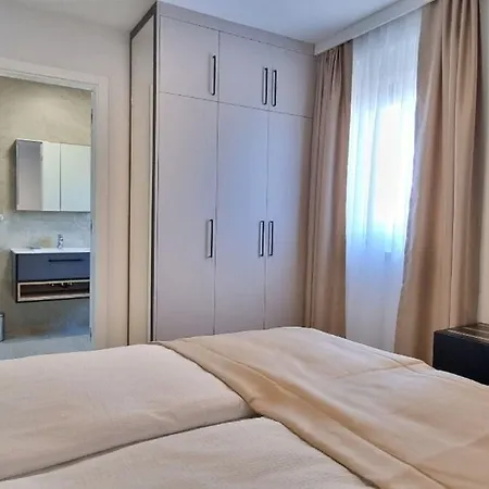 2 - 100 M From Sea Apartment