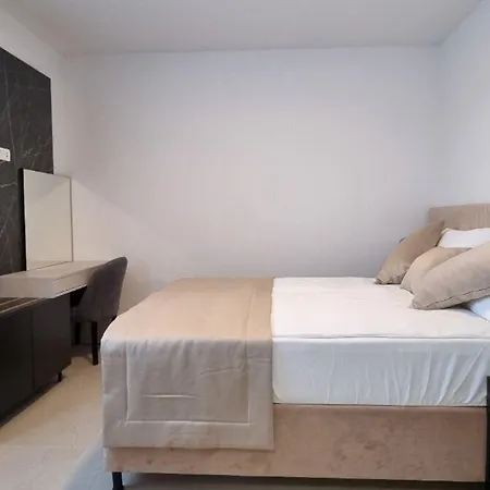 2 - 100 M From Sea Apartment