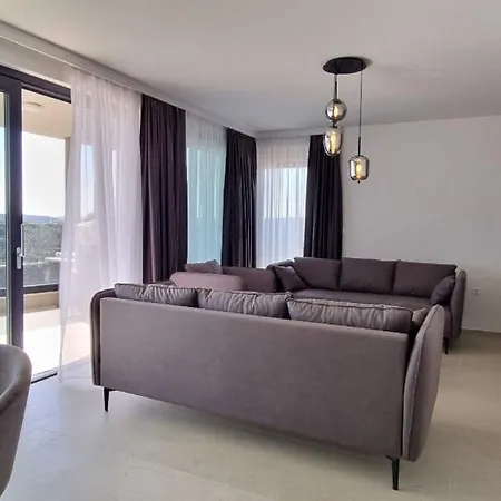 2 - 100 M From Sea Apartment *