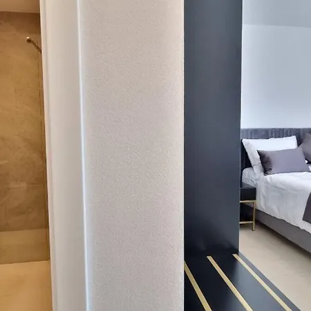 2 - 100 M From Sea Apartment *